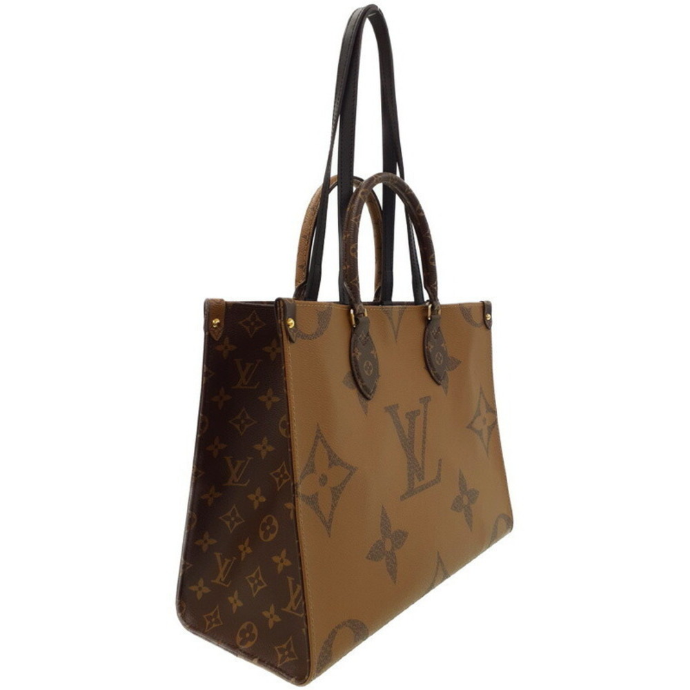 Louis Vuitton On the Monogram Giant Go Bag